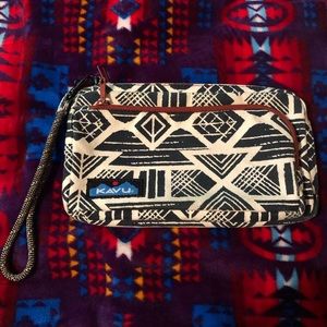 Kavu Wristlet